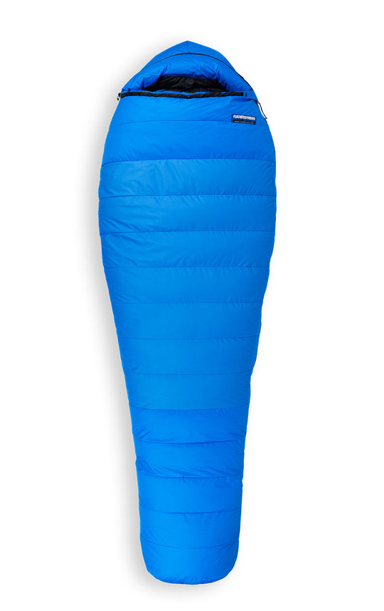 Studio image front view Feathered Friends Widgeon ES -10 Degree Down Sleeping Bag Ocean blue color, fully zipped